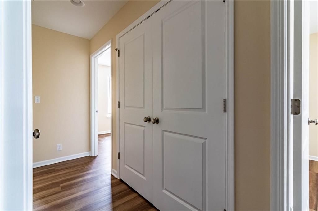 1505 Coventry Court — photo 21