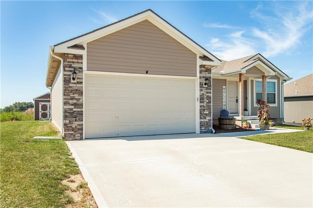 1003 Fox Trot Drive — photo 4