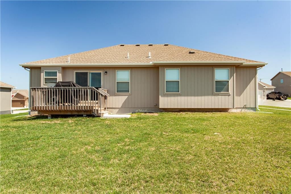 1003 Fox Trot Drive — photo 33