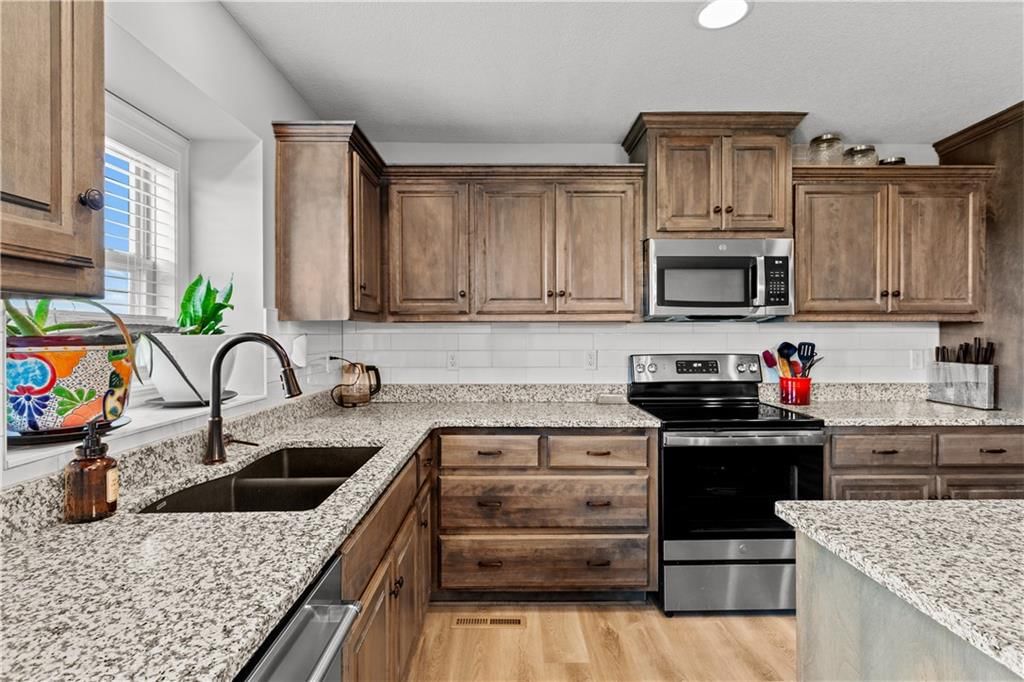 1003 Fox Trot Drive — photo 10