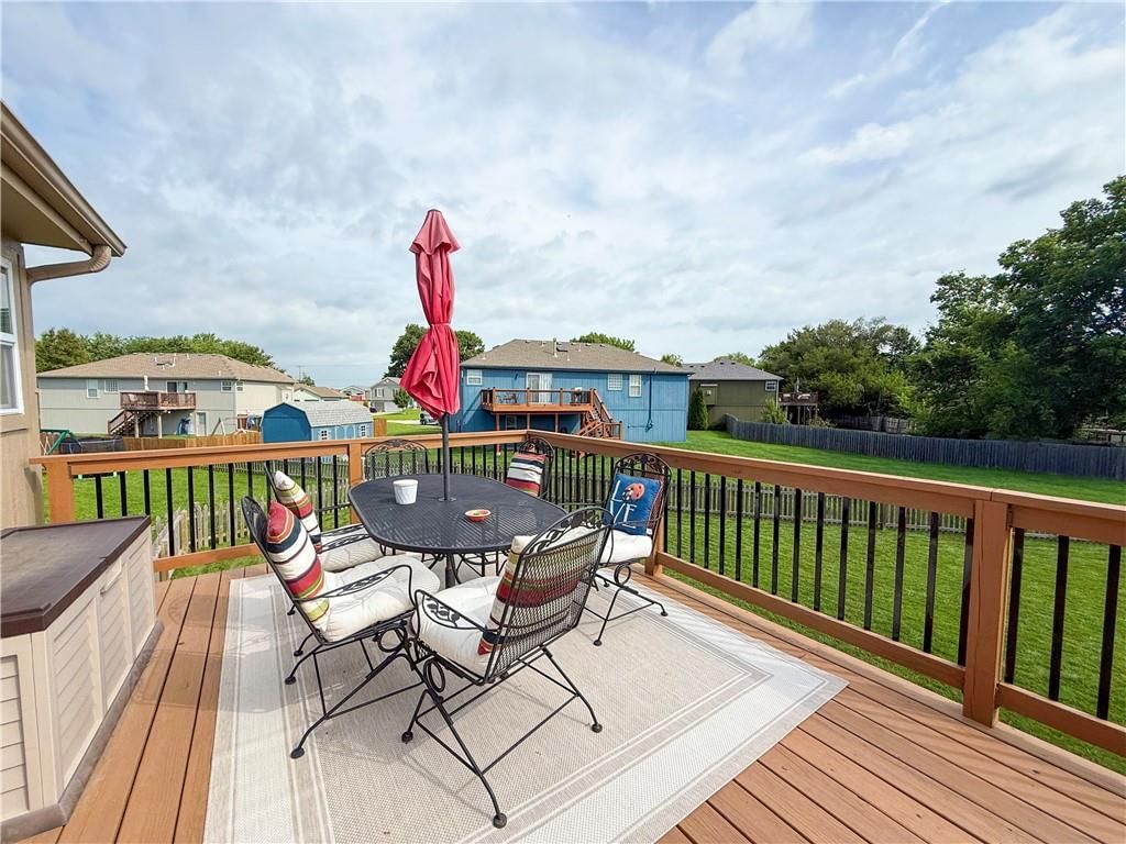 2102 Patti Lane — photo 10