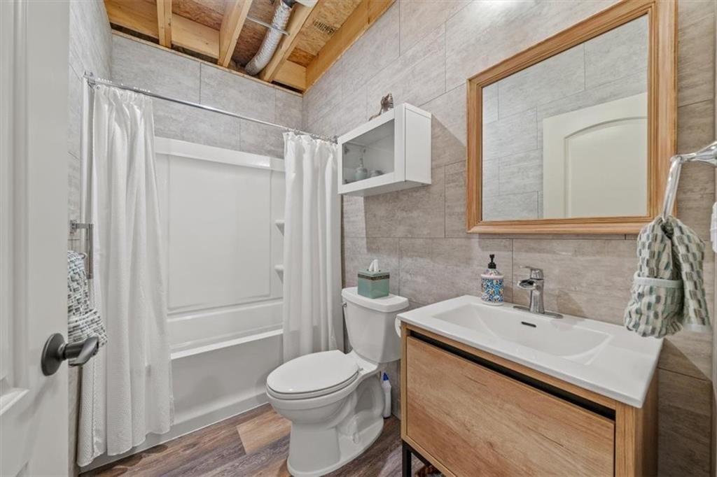 719 Foxtail Court — photo 32