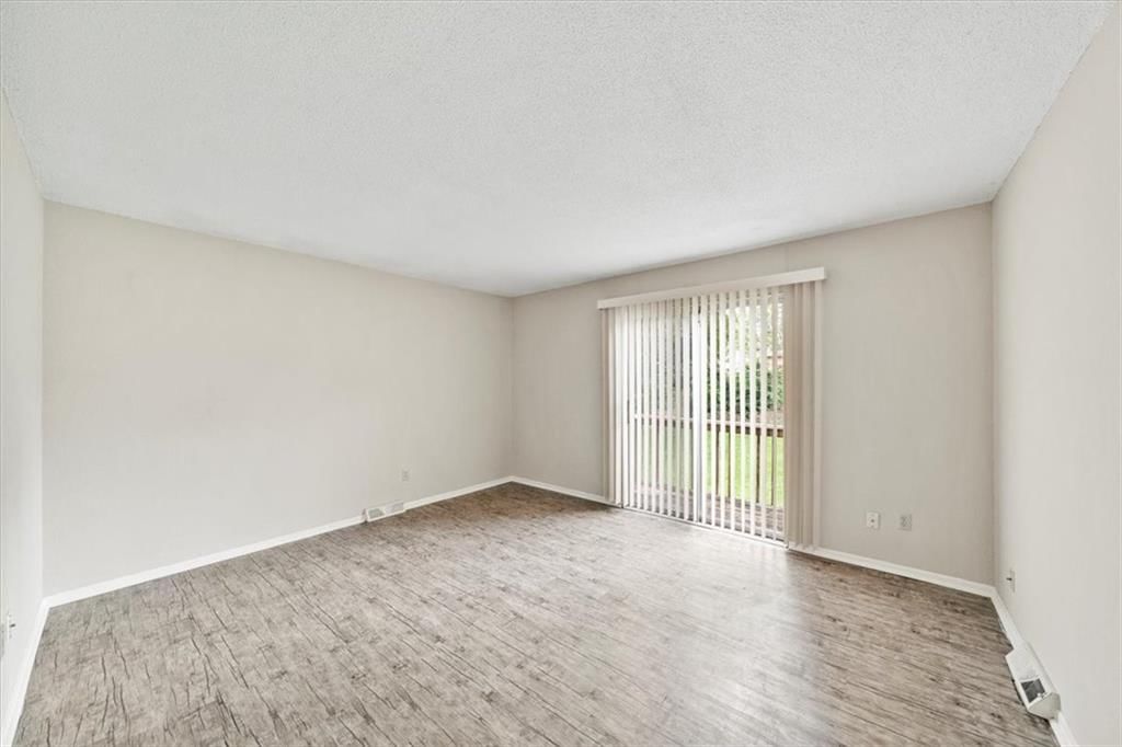 517 N Spring Street — photo 3