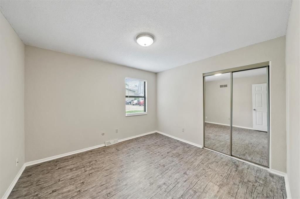 517 N Spring Street — photo 9