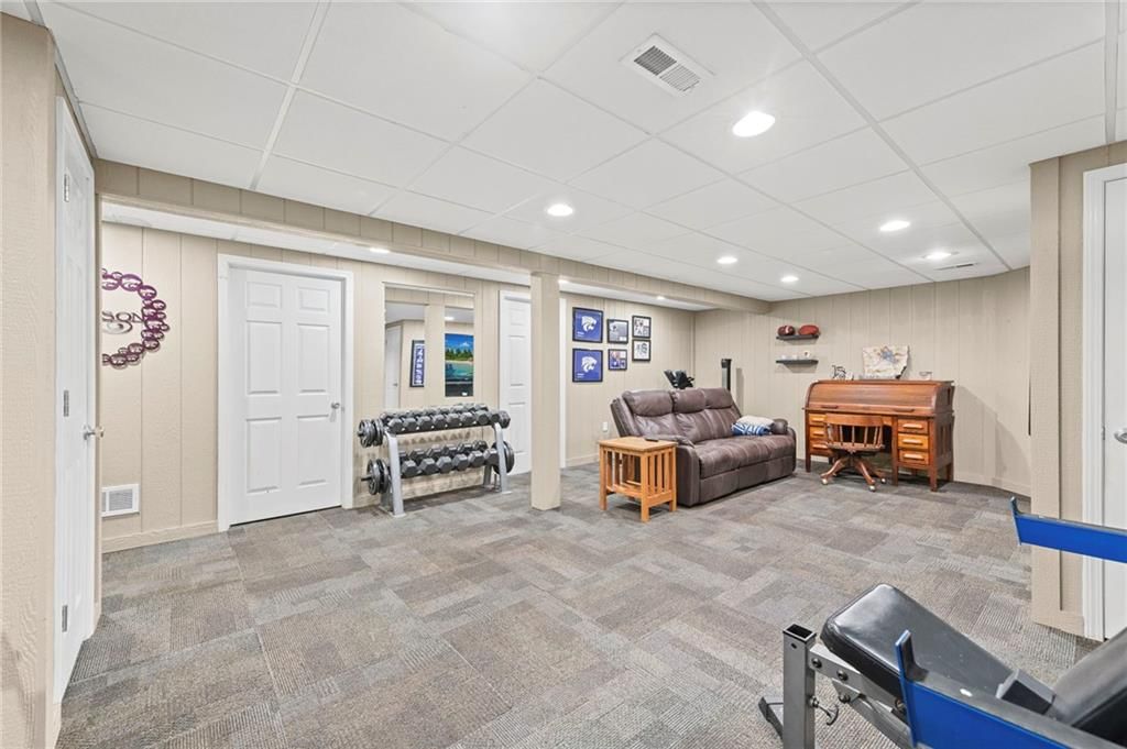4318 Stonecrest Drive — photo 36