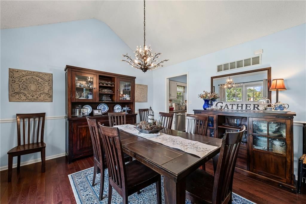 4318 Stonecrest Drive — photo 9