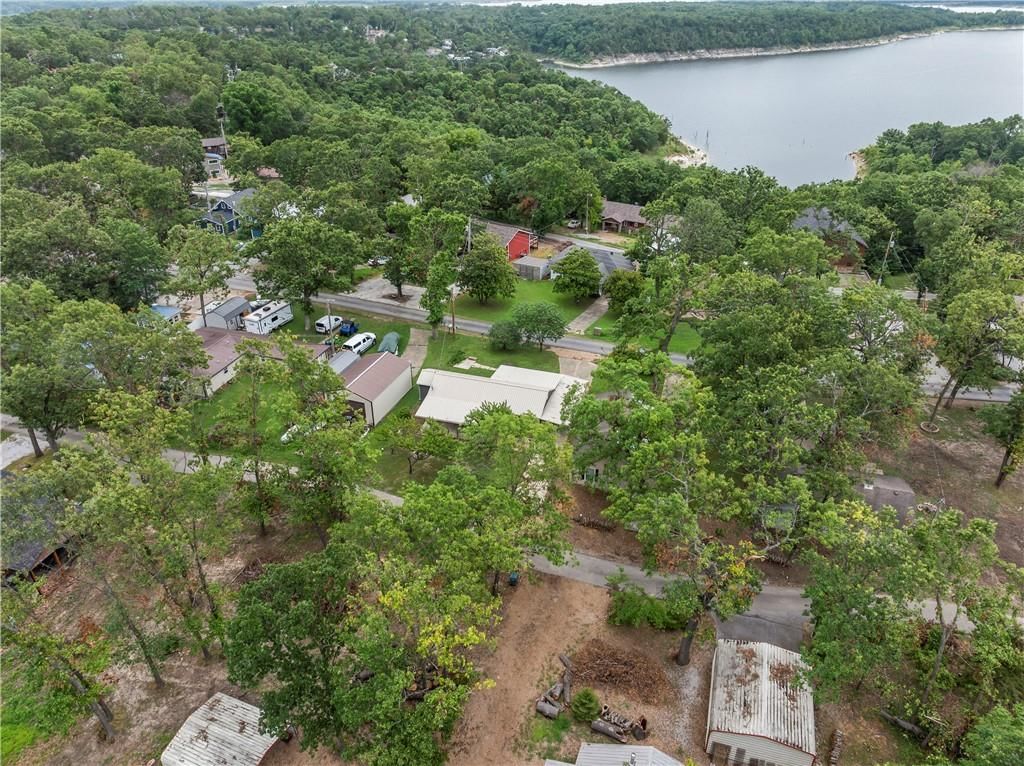 28213 Panorama Road — photo 37