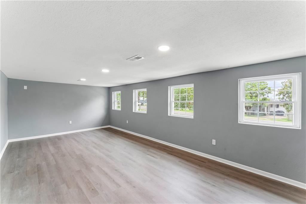 28213 Panorama Road — photo 6