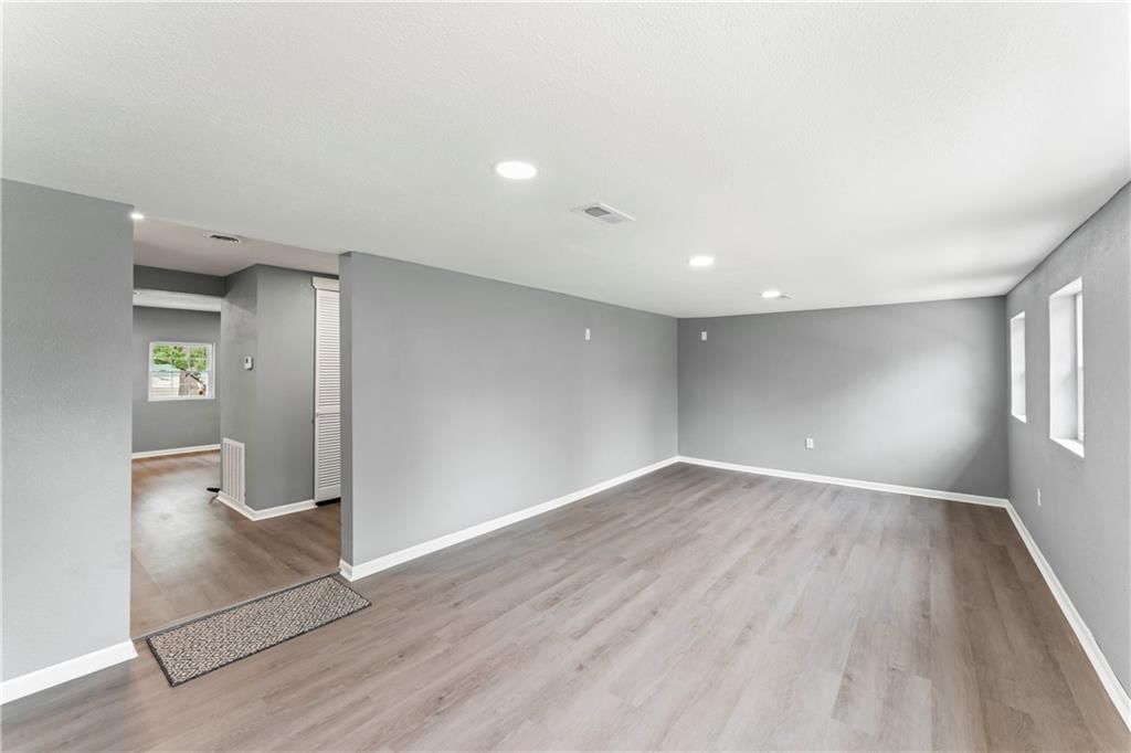 28213 Panorama Road — photo 9