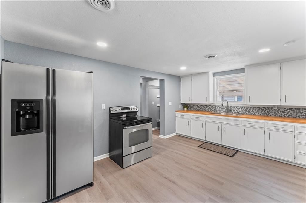 28213 Panorama Road — photo 10
