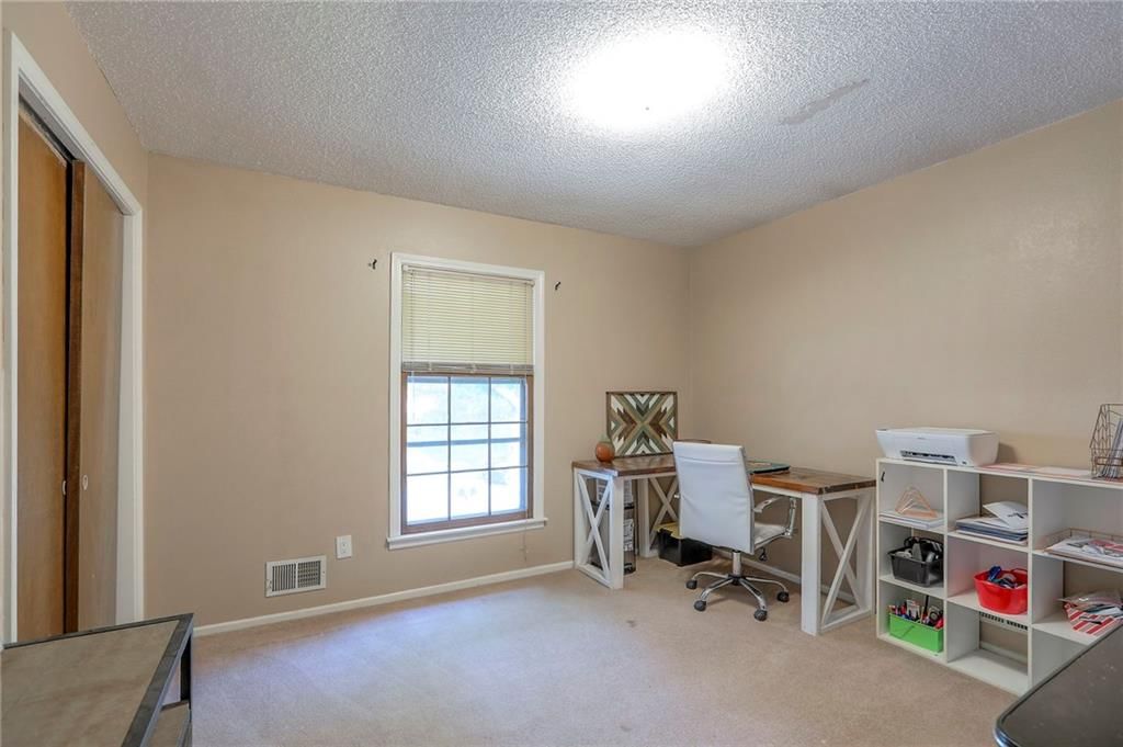 3908 SW 9TH Street — photo 16