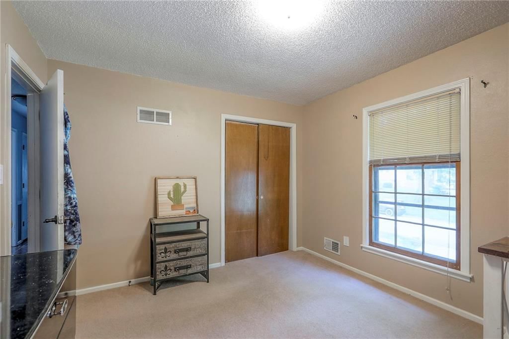 3908 SW 9TH Street — photo 17