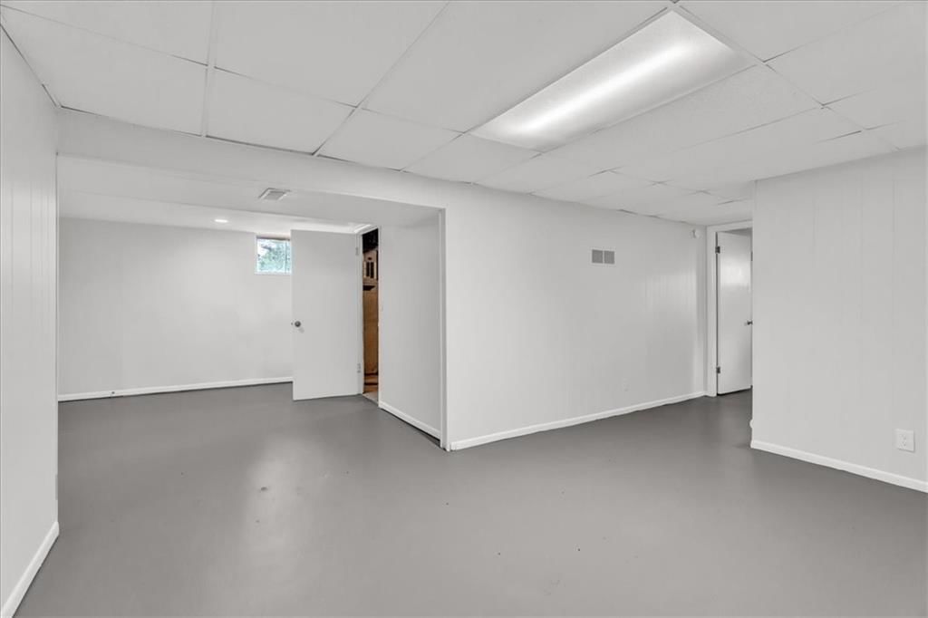 1315 N Viking Drive — photo 18
