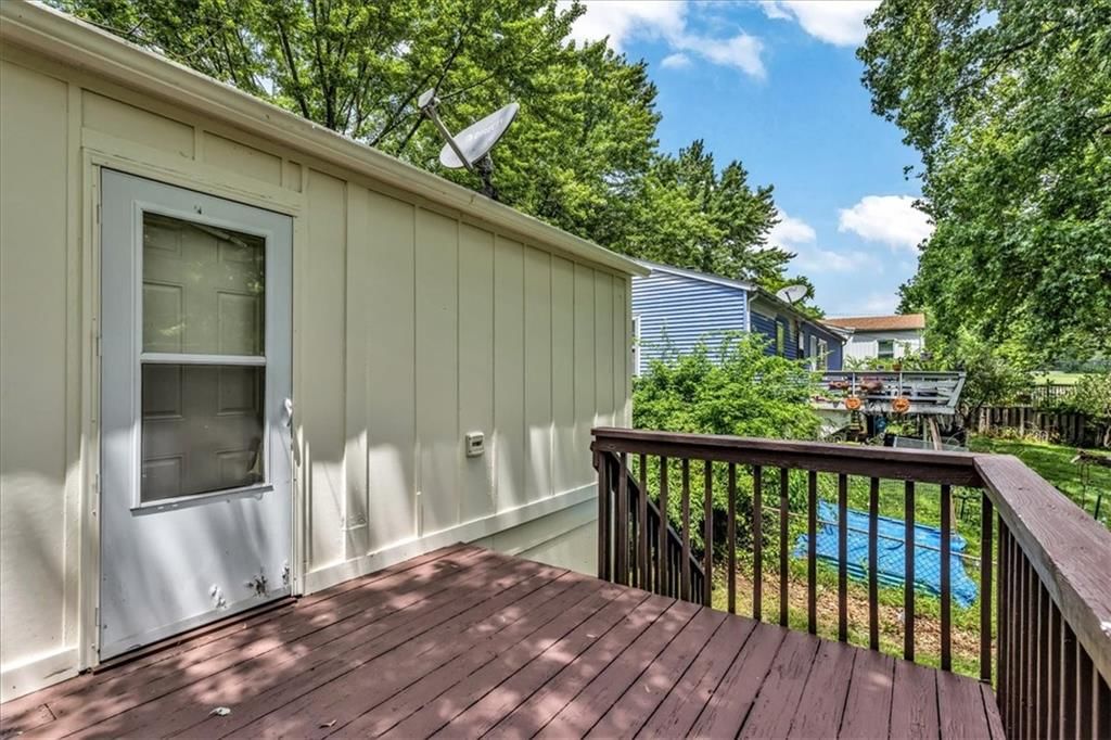 1315 N Viking Drive — photo 26