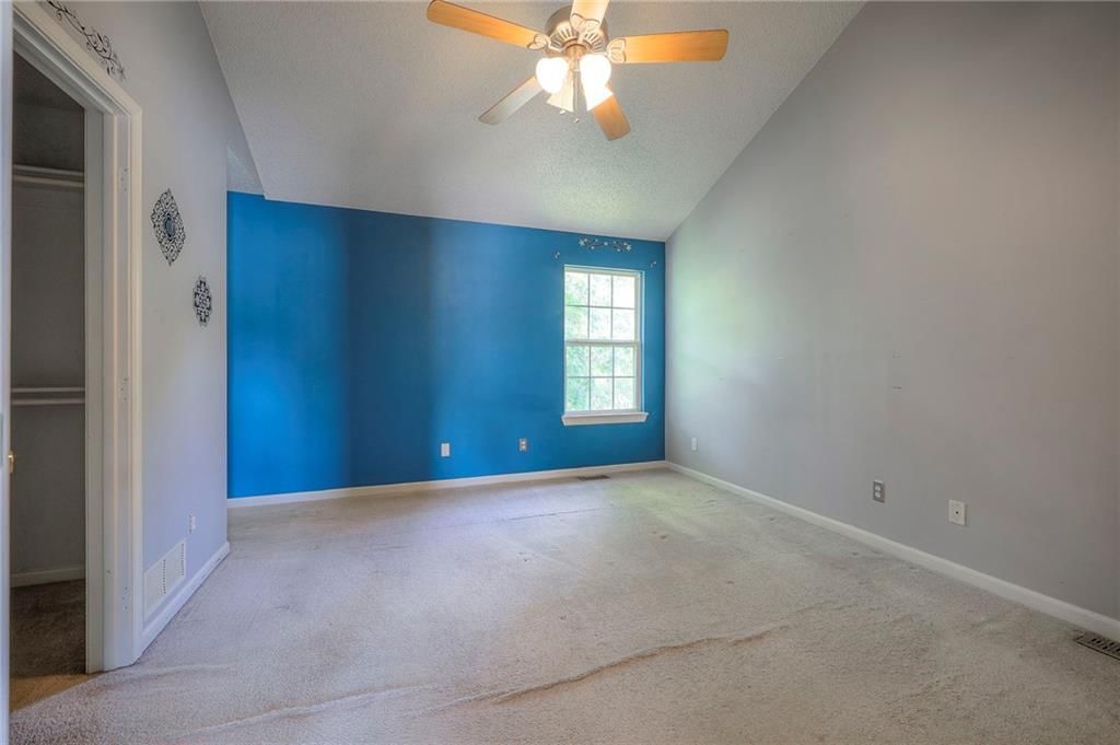 1882 Gates Drive — photo 10