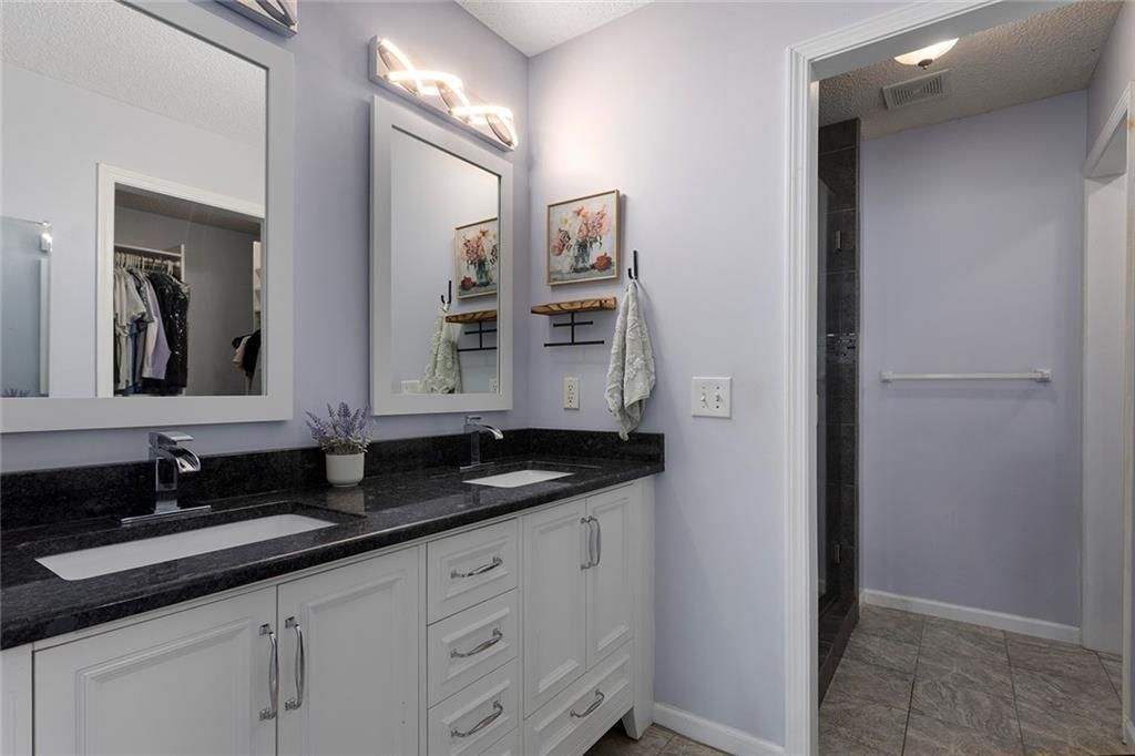 18708 Primrose Street — photo 14