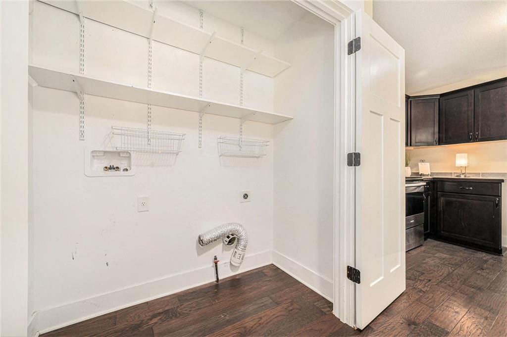 902 Walnut Street — photo 11