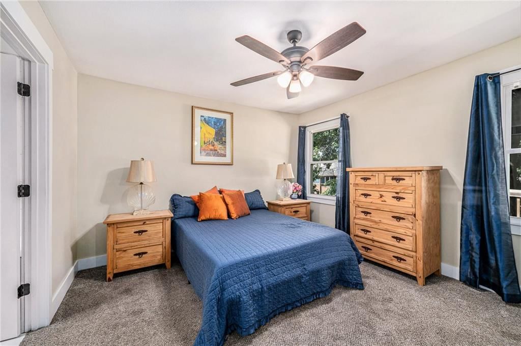 902 Walnut Street — photo 12