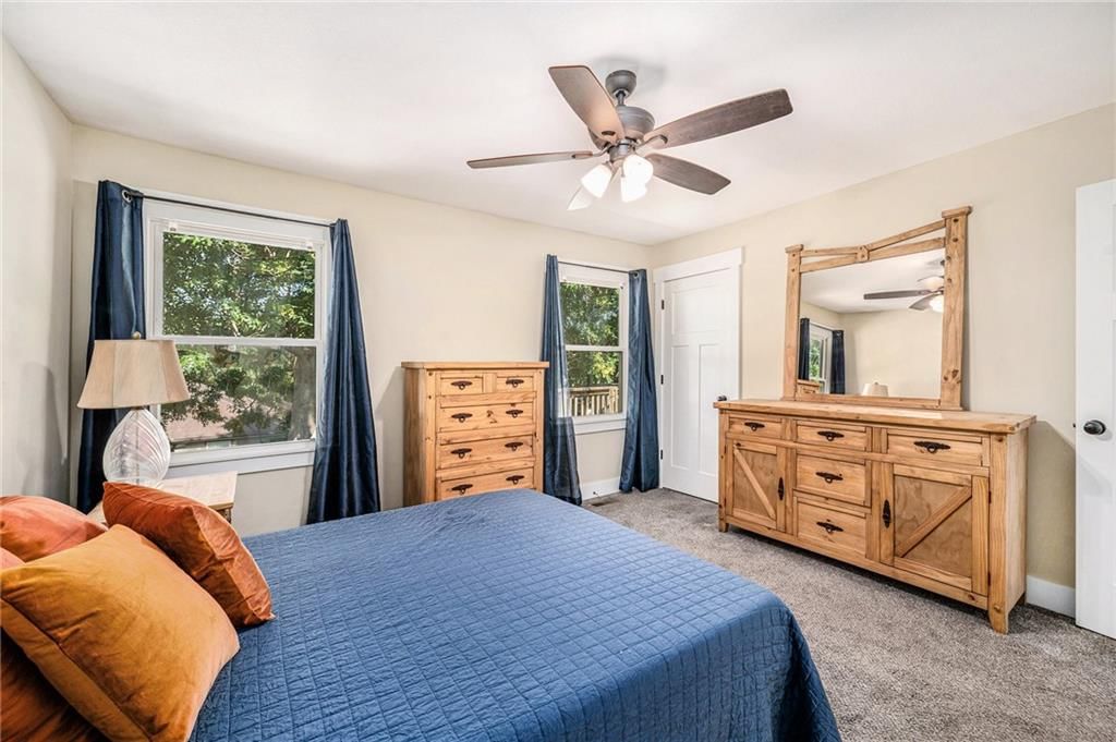902 Walnut Street — photo 13