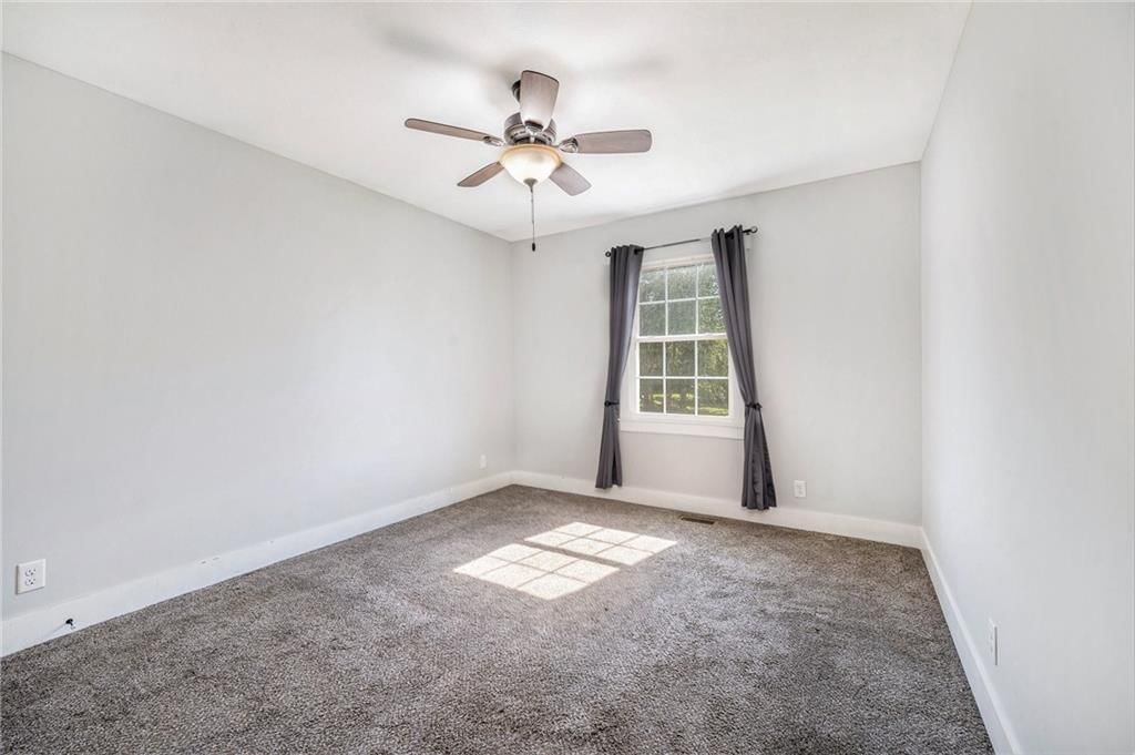 902 Walnut Street — photo 17