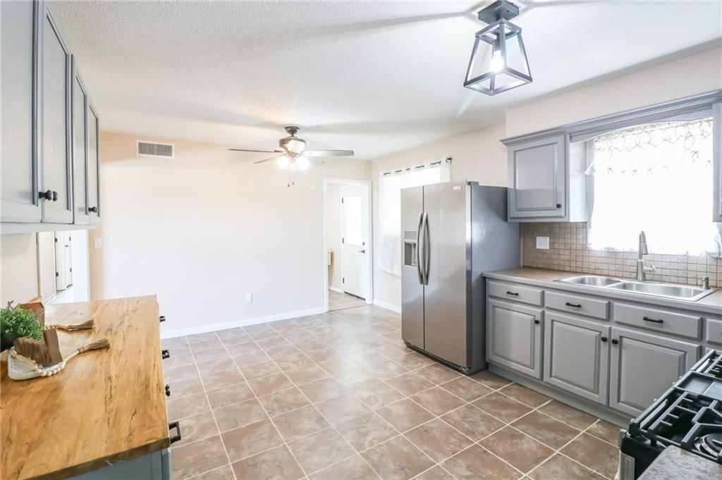 1019 Rawlins Drive — photo 8
