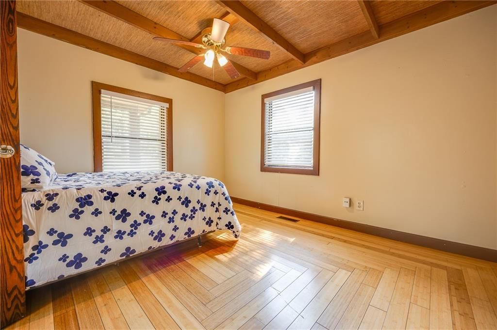 1420 W 4th Street — photo 19