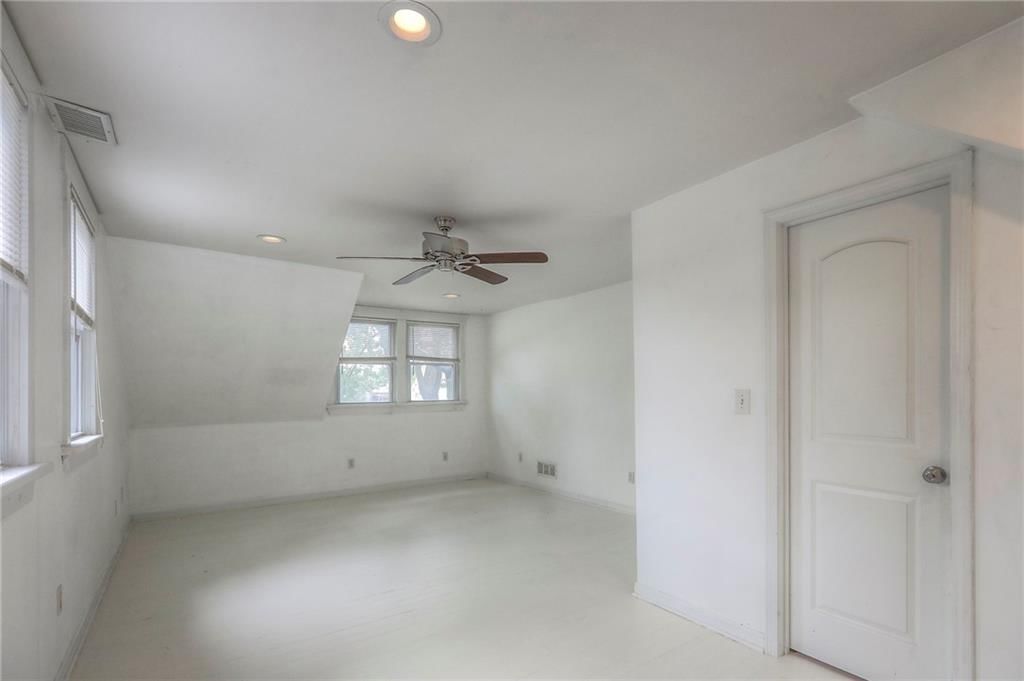 701 RHODES Avenue — photo 23