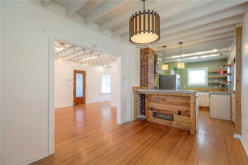 701 RHODES Avenue — photo 9