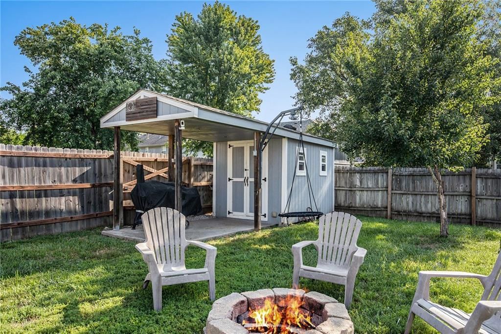 205 SW Cross Creek Drive — photo 19