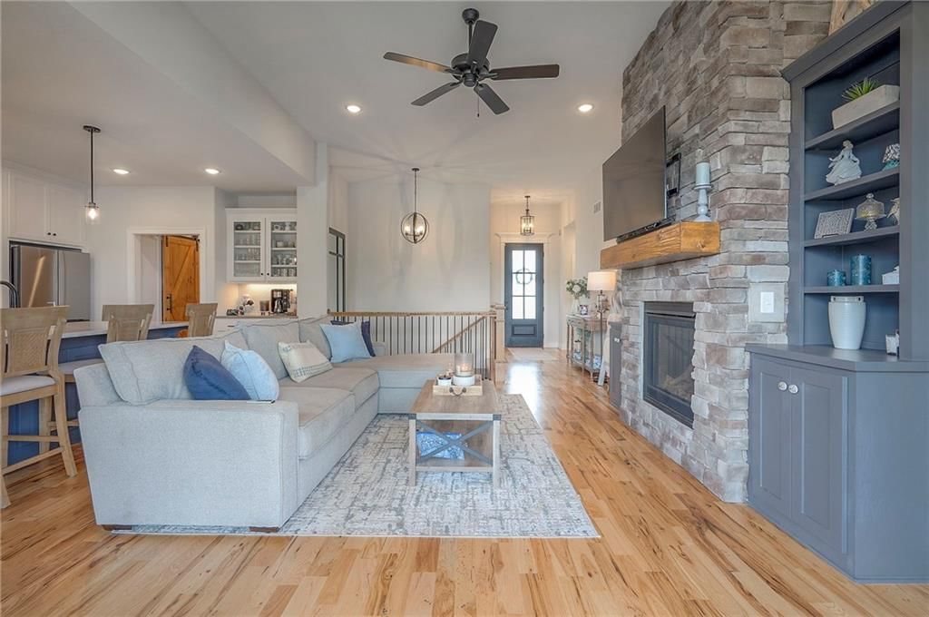 1828 SW Sage Canyon Road — photo 7