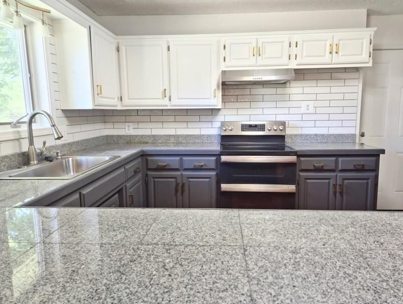 209 S KENTUCKY Street — photo 12