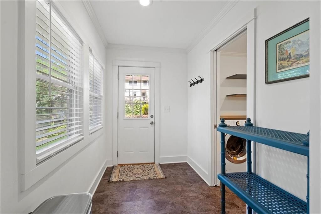 6010 Locust Street — photo 15