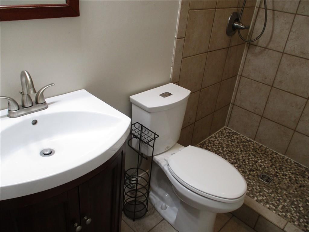 1520 Saint Lawrence Street — photo 14