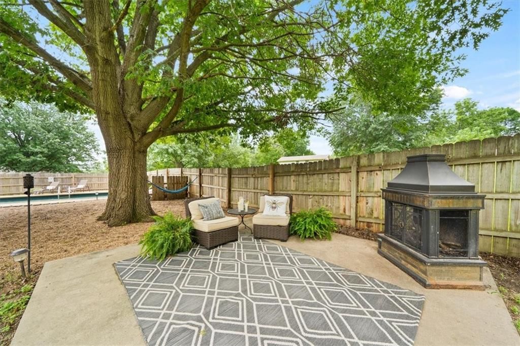 10270 Edgehill Drive — photo 25