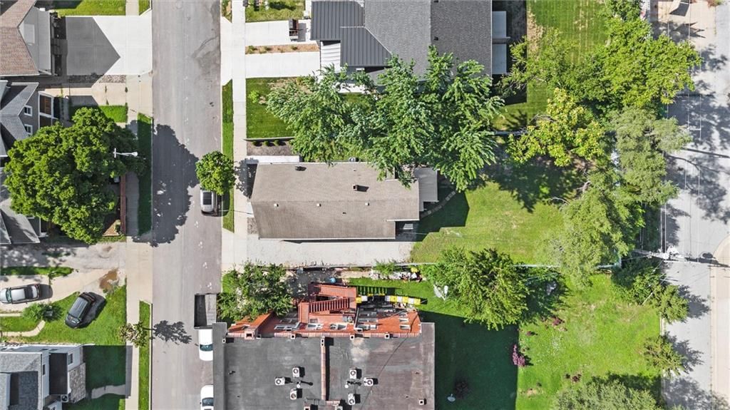 4608 Forest Avenue — photo 32