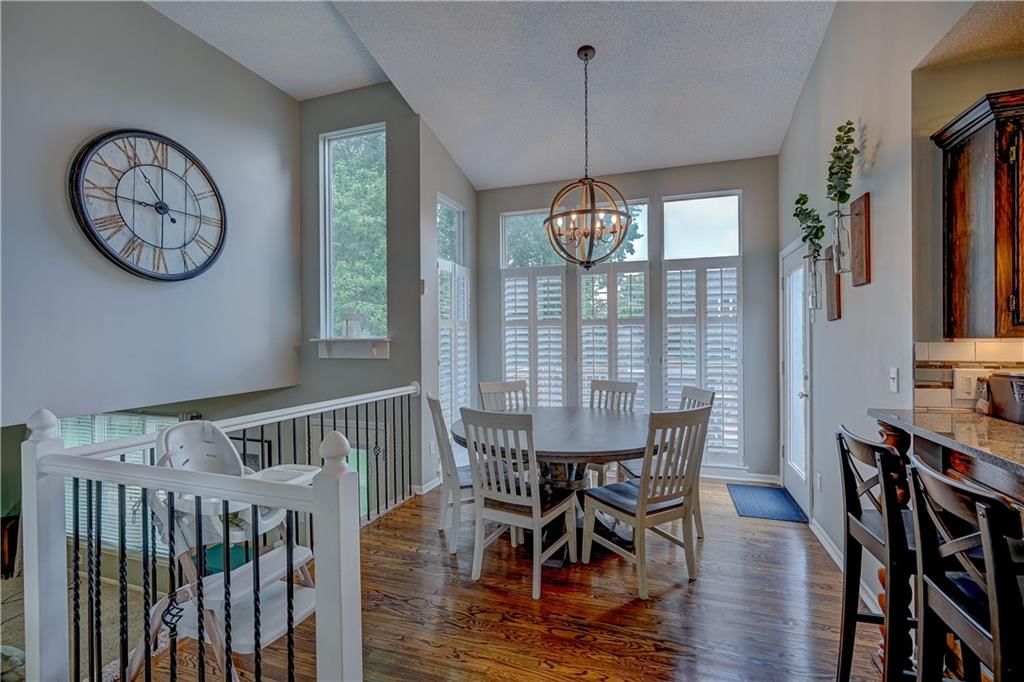 428 SE Ashton Drive — photo 8