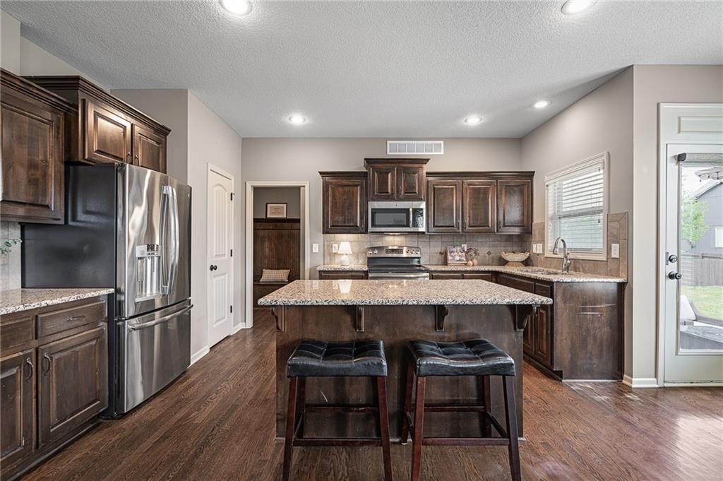 2297 W Park Street — photo 12