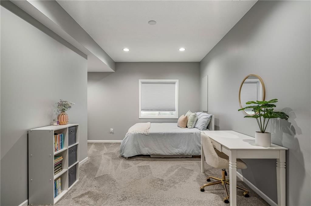 2297 W Park Street — photo 37