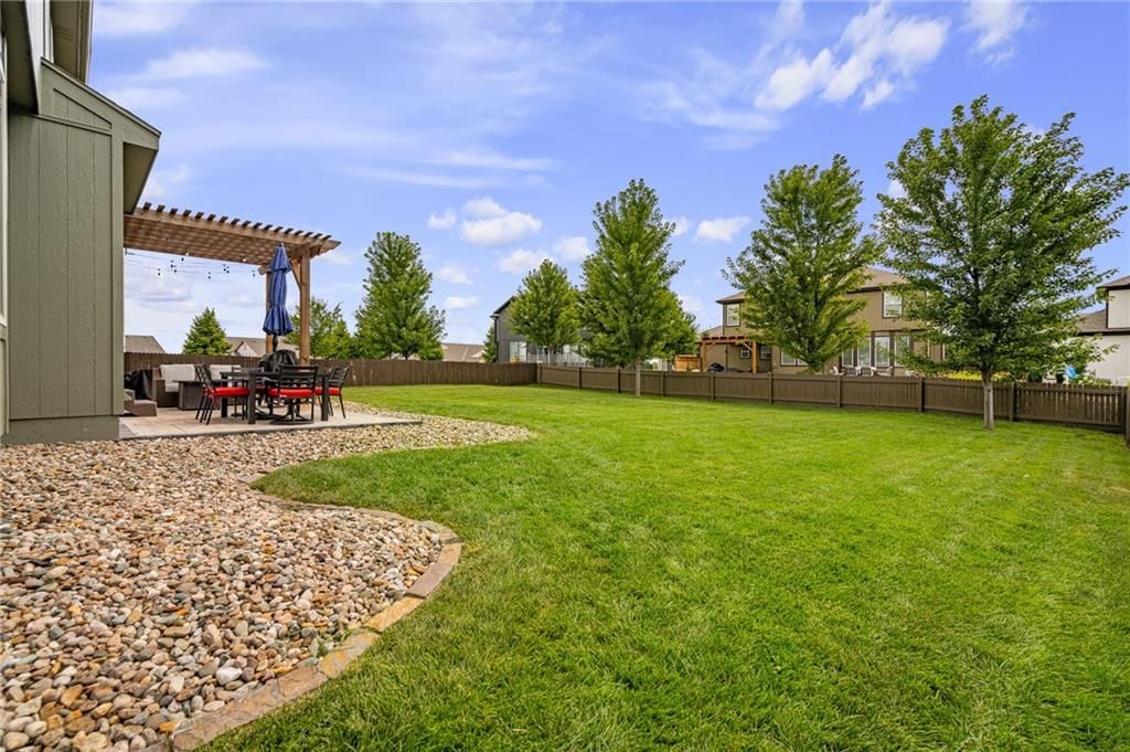 2297 W Park Street — photo 42