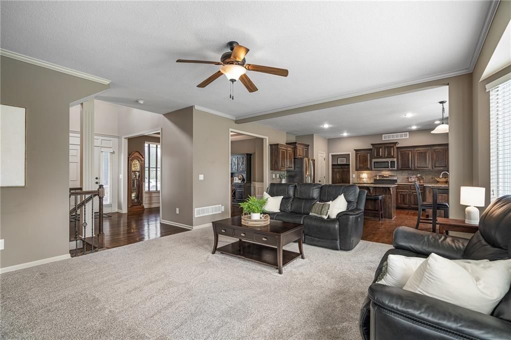 2297 W Park Street — photo 10