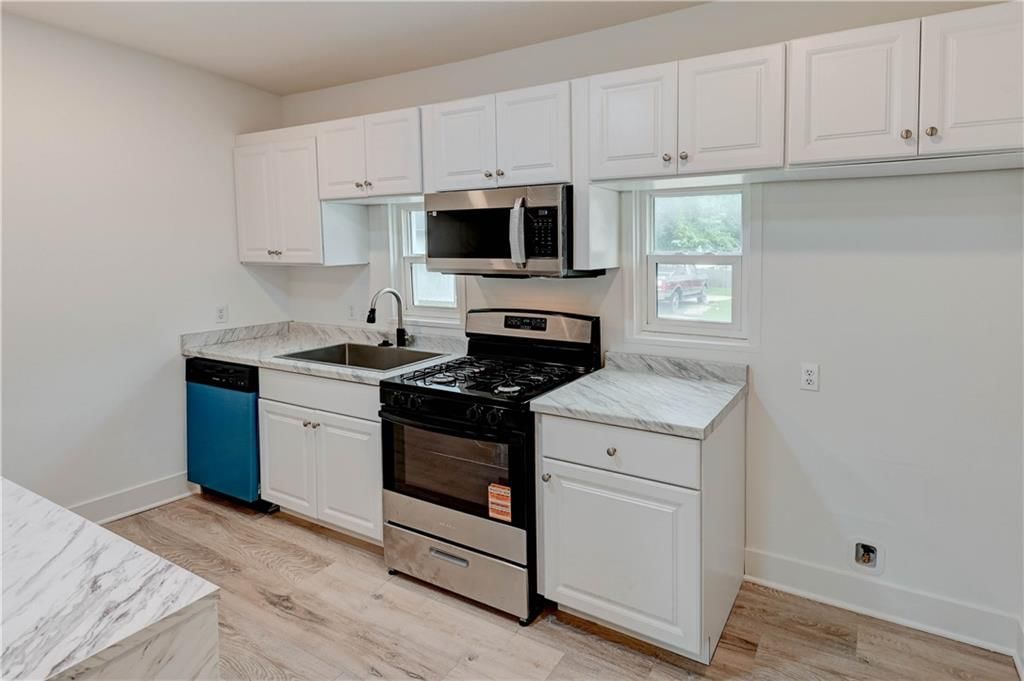208 Osage Street — photo 2