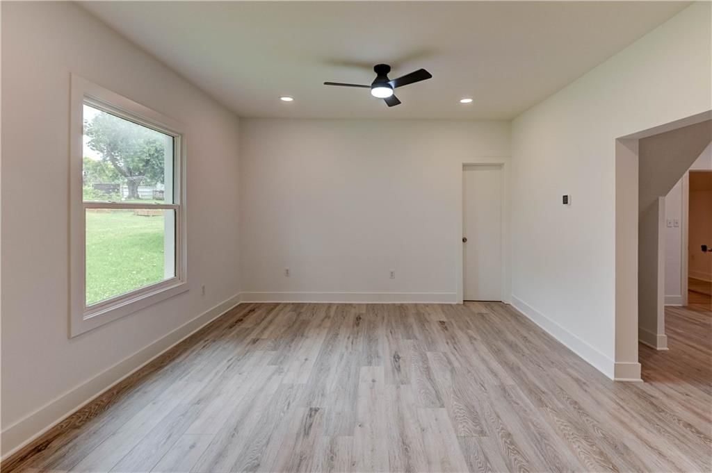 208 Osage Street — photo 12