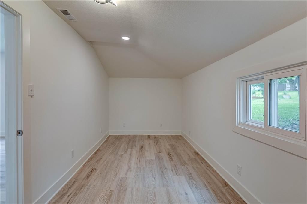 208 Osage Street — photo 20