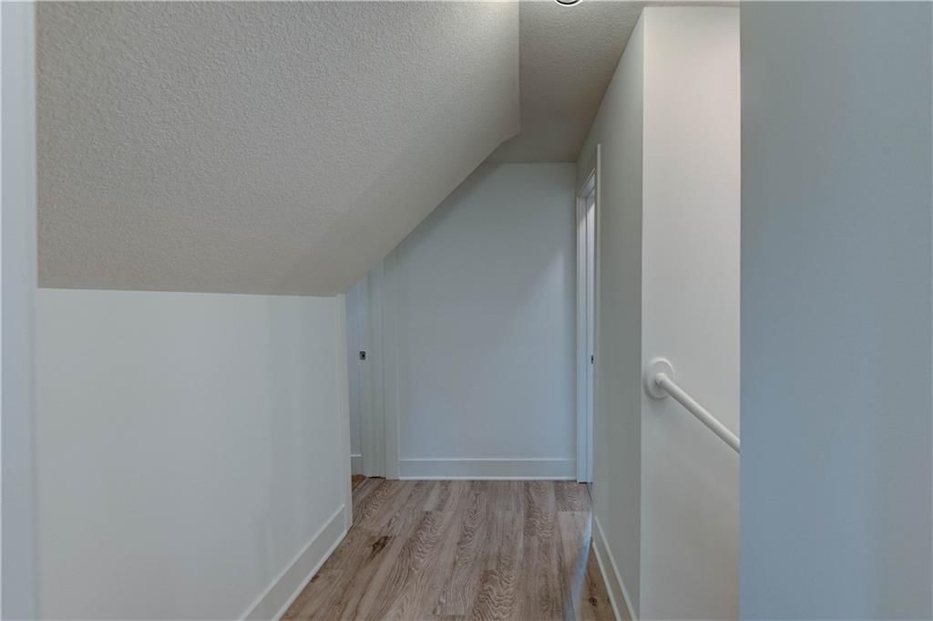 208 Osage Street — photo 32
