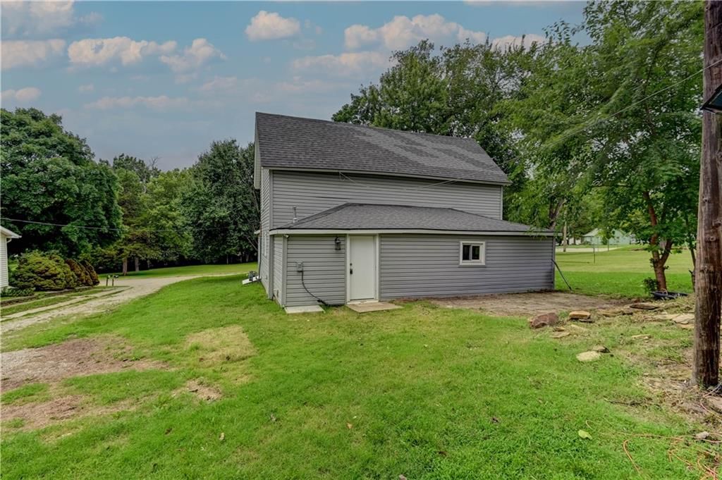 208 Osage Street — photo 35