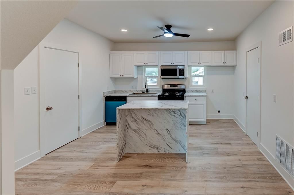 208 Osage Street — photo 5