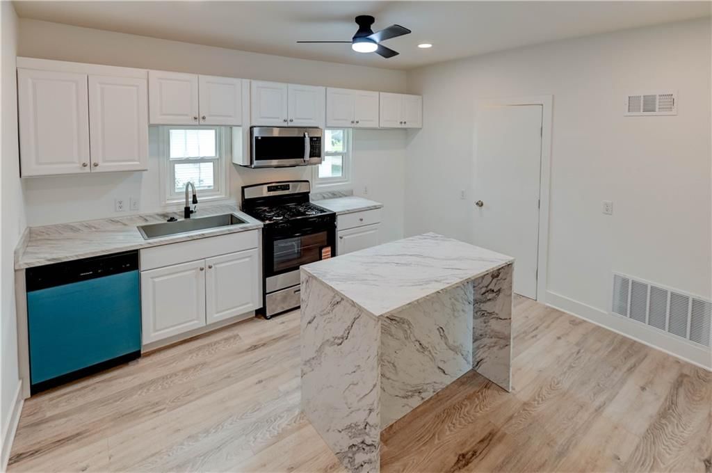 208 Osage Street — photo 9