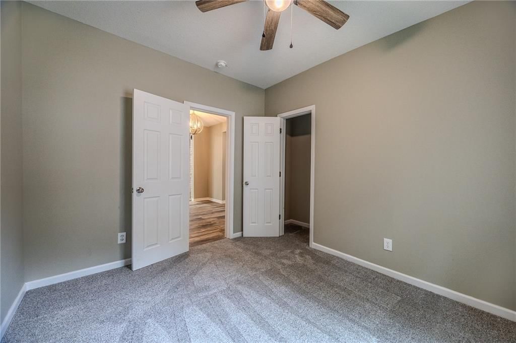 1305 Clinton Street — photo 18