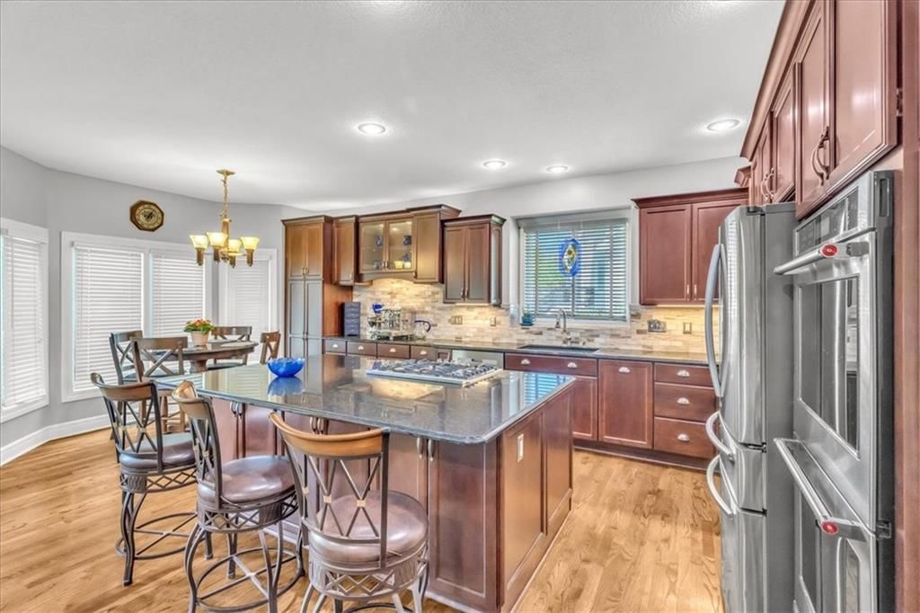 12810 Oakmont Drive — photo 15