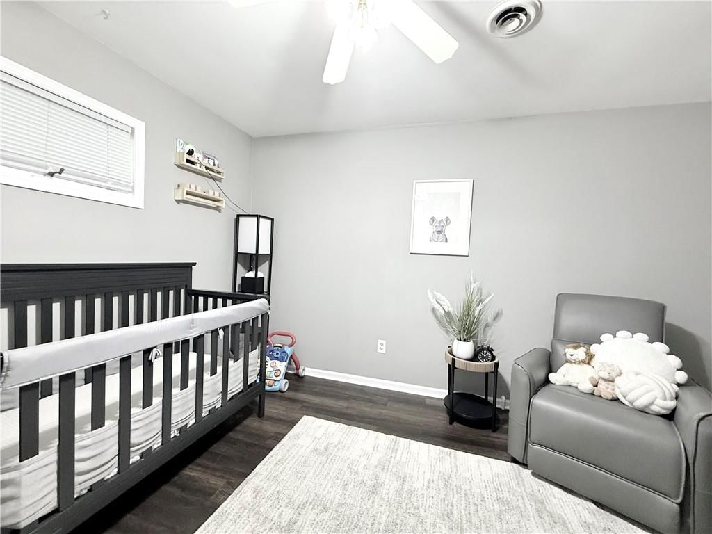 403 W Highway — photo 11